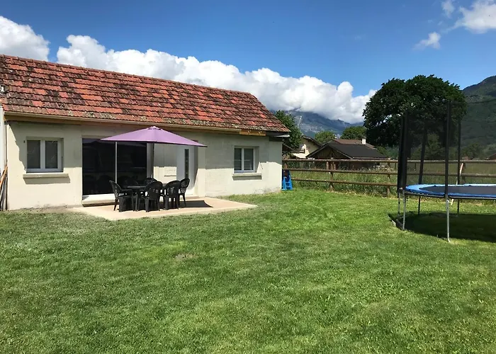 maisonnette entre lac de Passy et montagnes